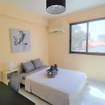 Comfy In A Shared Near Salt Lake With Internet And Netflix Apartment *